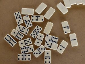 Dominoes Gold review
